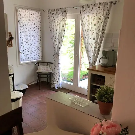 Hortenzia Apartment *